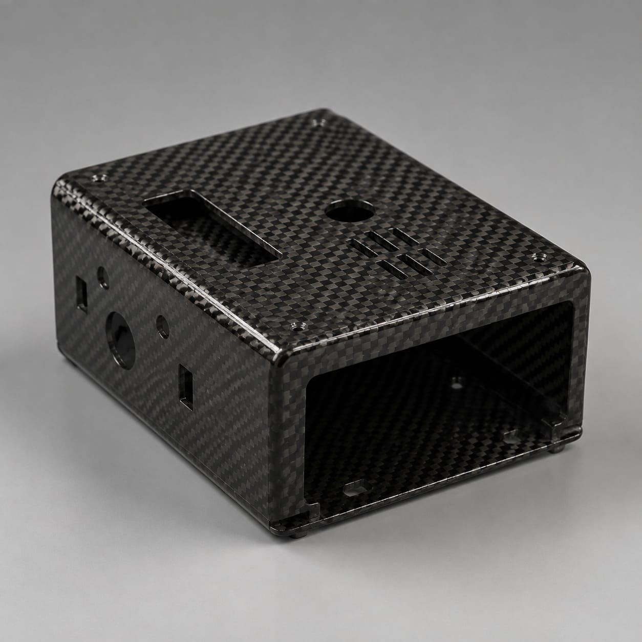 Carcasa electrónica de fibra de carbono